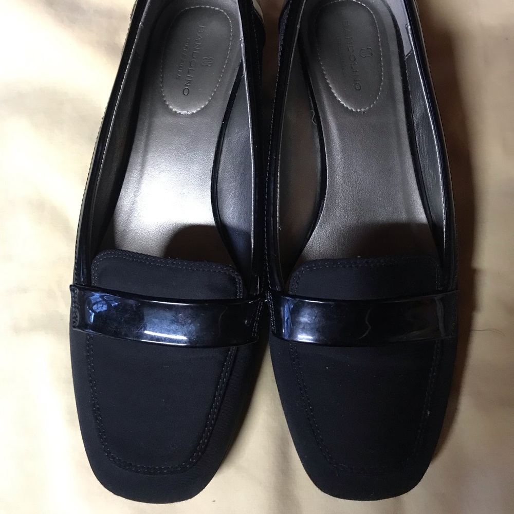 BANDOLINO Black Wedges - Size 7
